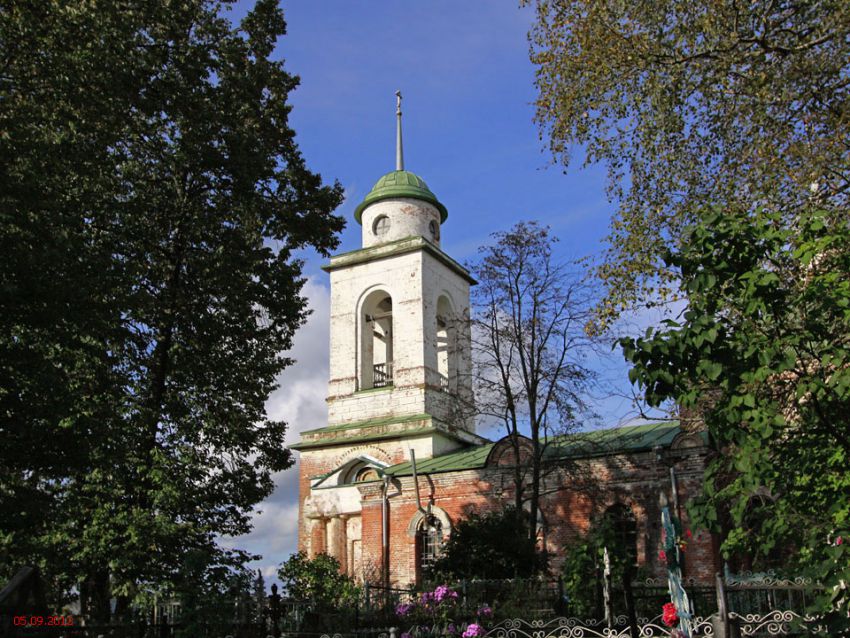 Матрёнино. Церковь Николая Чудотворца. фасады