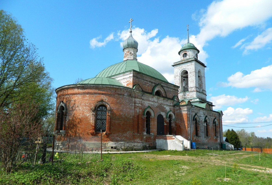 Церковь Николая Чудотворца, Матрёнино (Волоколамский городской округ, Московская область). фасады