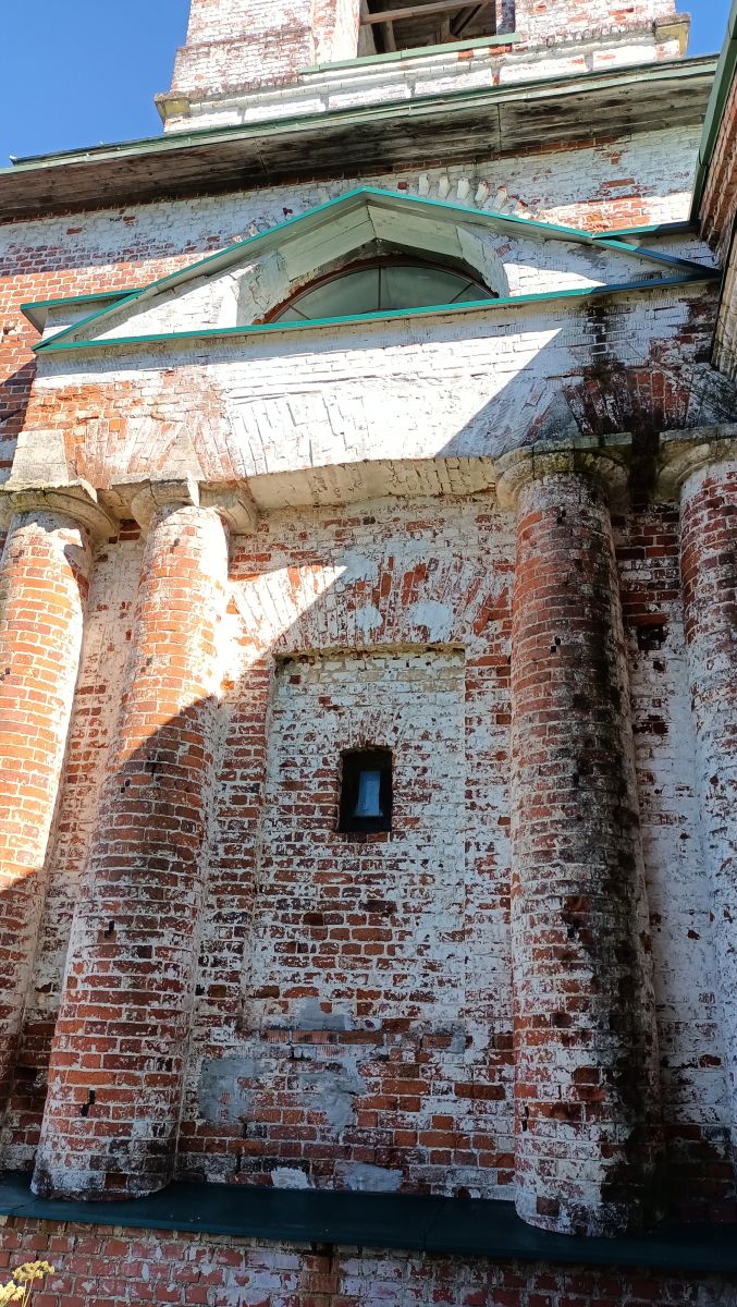 Церковь Николая Чудотворца, Матрёнино (Волоколамский городской округ, Московская область). архитектурные детали