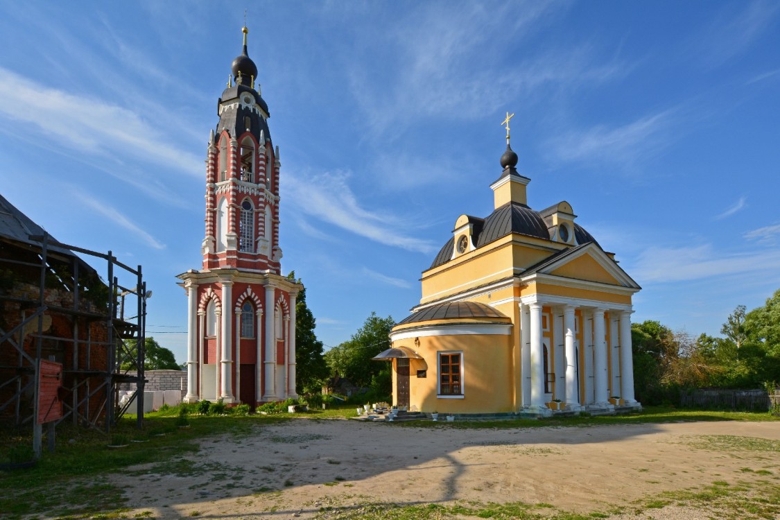 Храмовый комплекс. Церкви Николая Чудотворца и Успения Пресвятой Богородицы, Грабцево (Ферзиковский район, Калужская область). фасады, Колокольня и Никольская церковь