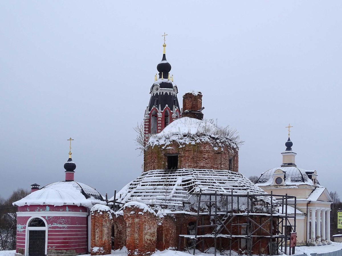 Храмовый комплекс. Церкви Николая Чудотворца и Успения Пресвятой Богородицы, Грабцево (Ферзиковский район, Калужская область). фасады