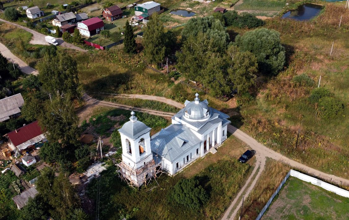 Церковь Покрова Пресвятой Богородицы, Малая Брембола (Переславский район и г. Переславль-Залесский, Ярославская область). фасады
