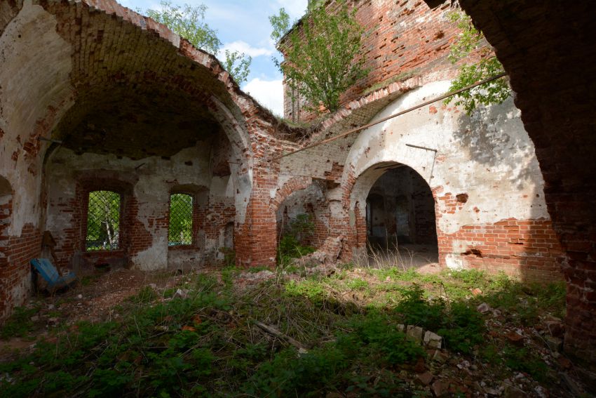 Церковь Георгия Победоносца, Ивановское (Переславский район и г. Переславль-Залесский, Ярославская область). интерьер и убранство, Северо-восточная сторона трапезной