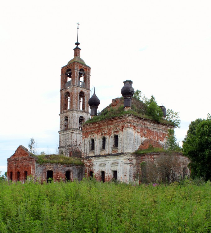 Ивановское. Церковь Георгия Победоносца. фасады