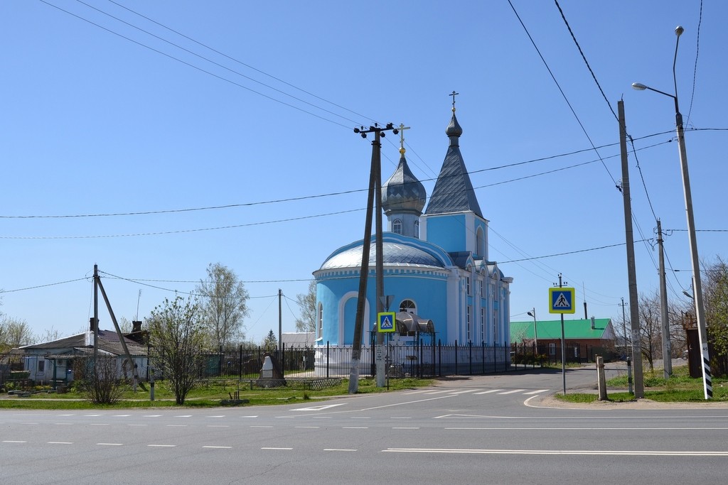 Тросна. Церковь Успения Пресвятой Богородицы. фасады