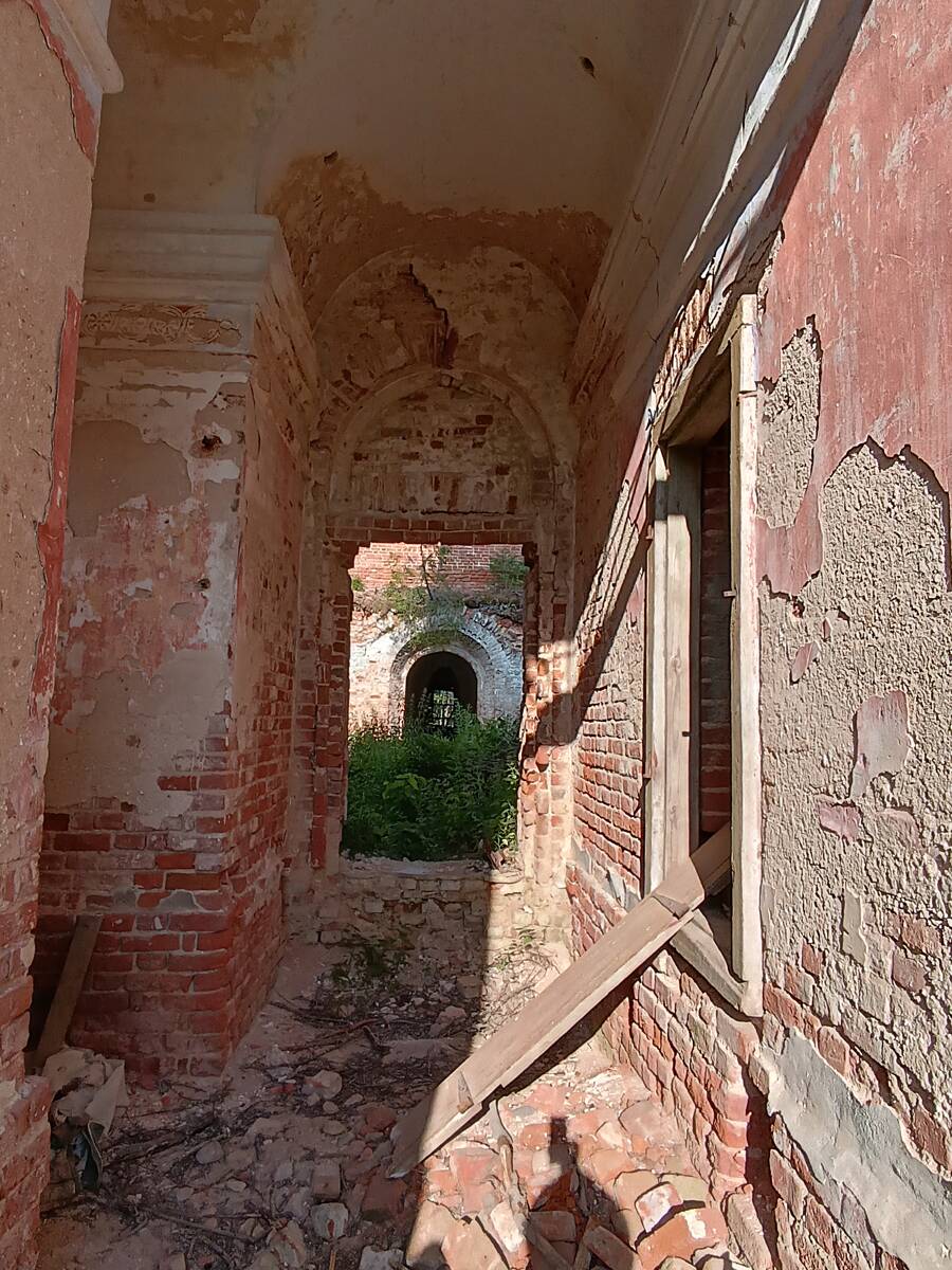 Церковь Николая Чудотворца, Никола-Остров, урочище (Чухломский район, Костромская область). архитектурные детали