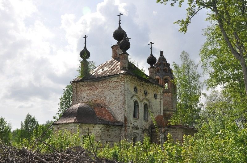 Воскресенье-Глазуново, урочище. Церковь Воскресения Христова. фасады