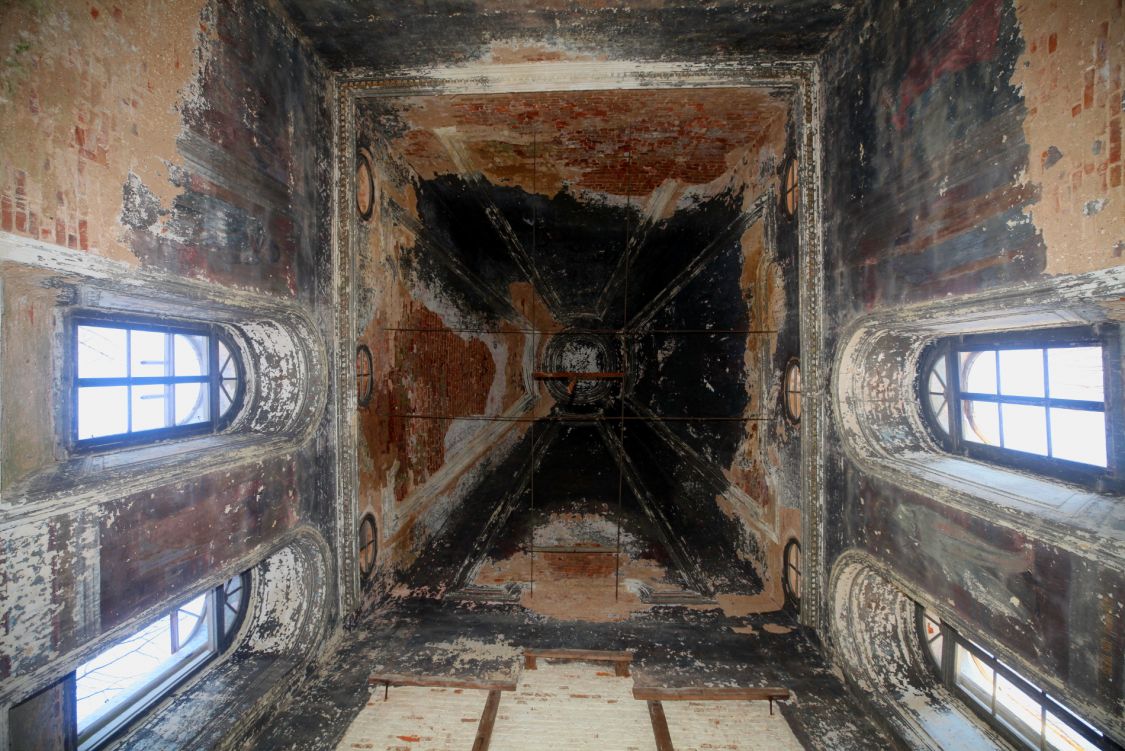 Церковь Воскресения Христова, Воскресенье-Глазуново, урочище (Чухломский район, Костромская область). интерьер и убранство