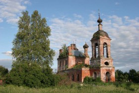 Демьяны. Церковь Воскресения Христова