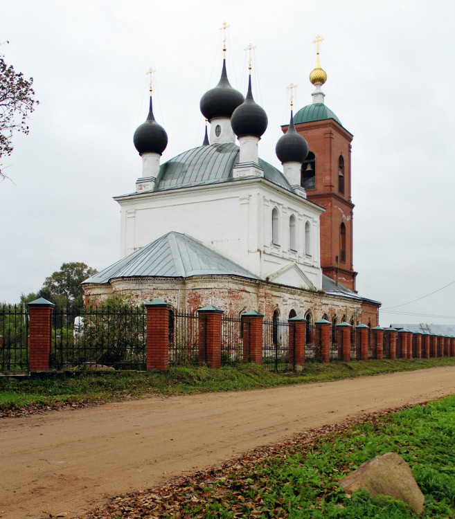 Церковь Илии Пророка, Васильково (Ростовский район, Ярославская область). фасады