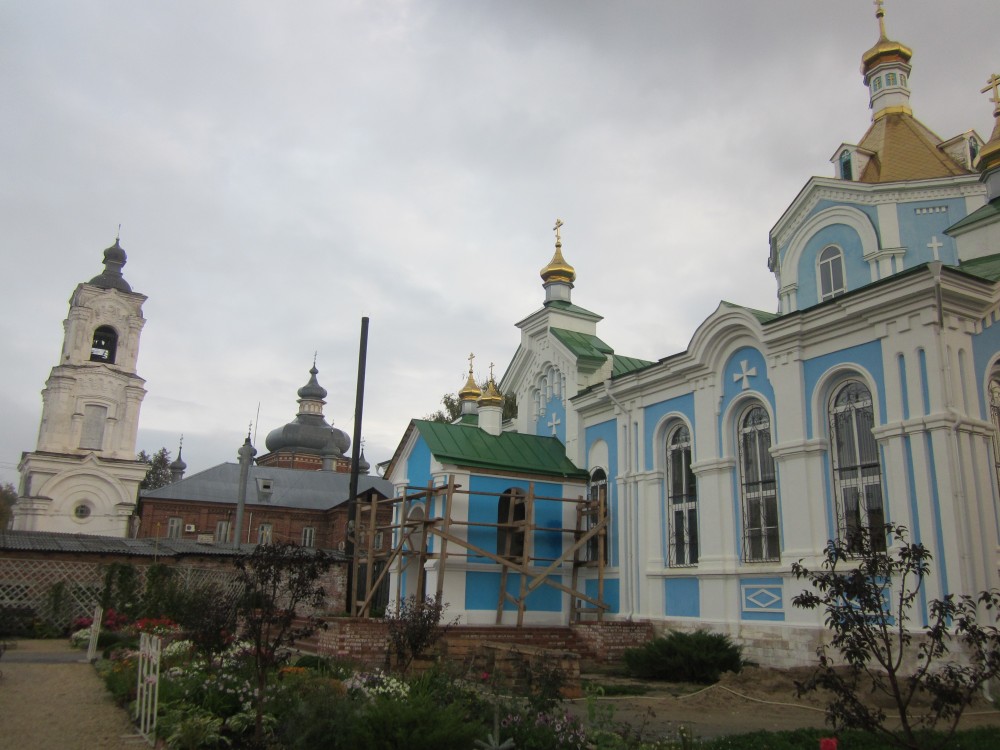 Кадом. Милостиво-Богородицкий женский монастырь. фасады