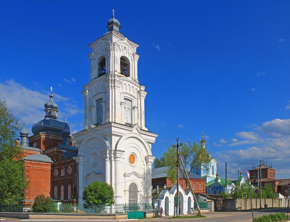 Собор Димитрия Ростовского, Кадом (Кадомский район, Рязанская область). фасады, Вид с площади