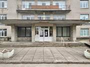 Домовая церковь Пантелеимона Целителя при Центральной районной больнице, Вид с СЗ, вход в храм<br>, Гатчина, Гатчинский район, Ленинградская область