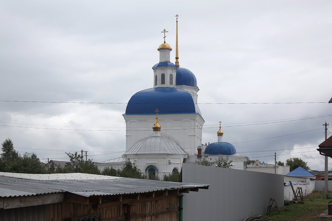 Куртамыш. Церковь Петра и Павла. фасады, Вид с востока