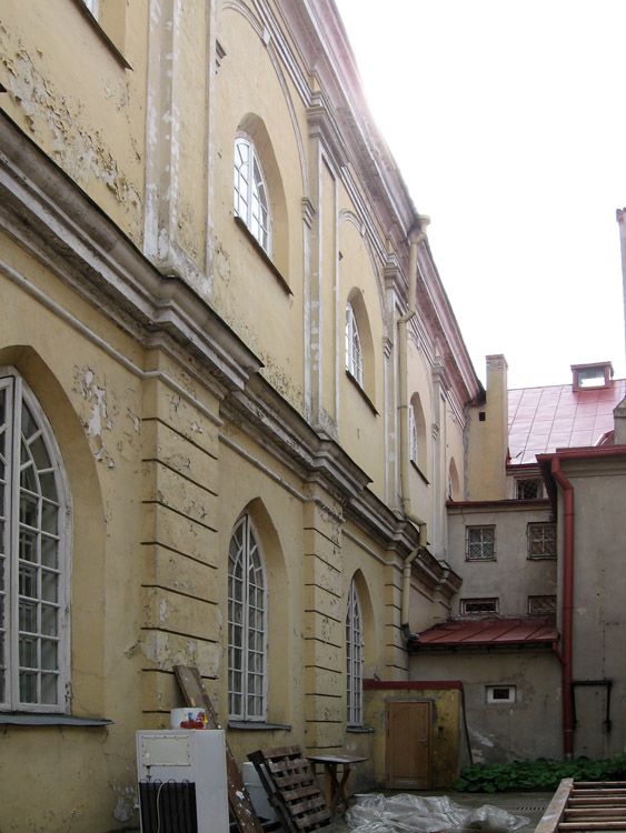 Церковь Алексия, человека Божия, Рига (Рига, город, Латвия). фасады, Бывший монастырский двор