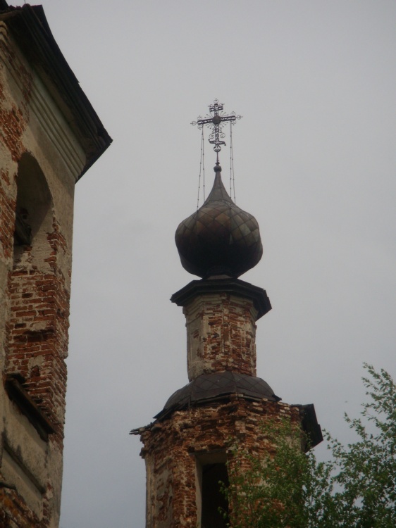 Церковь Происхождения Честных Древ Креста Господня, Будринская (Лохта) (Тарногский район, Вологодская область). архитектурные детали