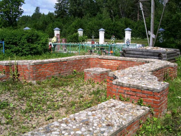 Церковь Спаса Нерукотворного Образа, Спас-Волжинский погост (Вяземский район, Смоленская область). архитектурные детали, алтарная часть, фундамент