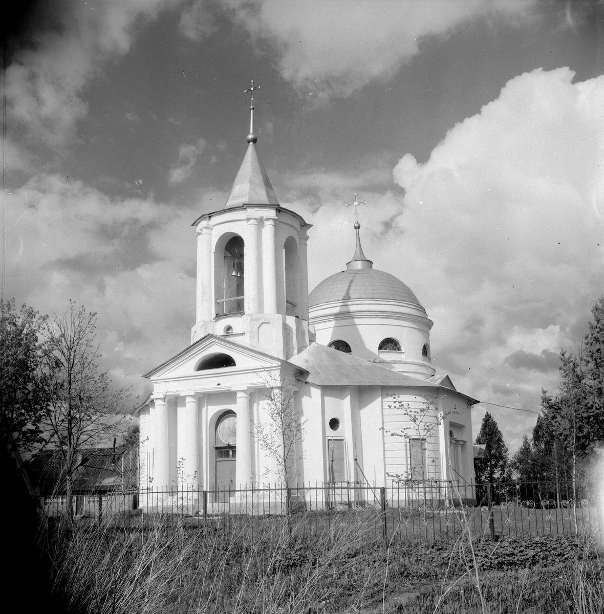 фасады. Церковь Ахтырской Божией Матери, Пигулино (Ахтырка) (Холм-Жирковский район, Смоленская область)