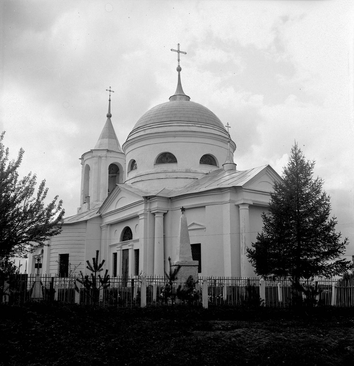 фасады. Церковь Ахтырской Божией Матери, Пигулино (Ахтырка) (Холм-Жирковский район, Смоленская область)