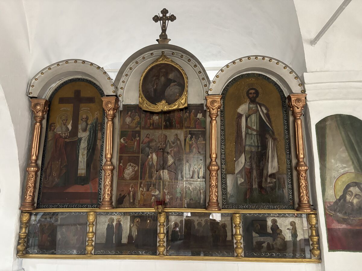 Церковь Михаила Архангела, Вёшенская (Шолоховский район, Ростовская область). интерьер и убранство