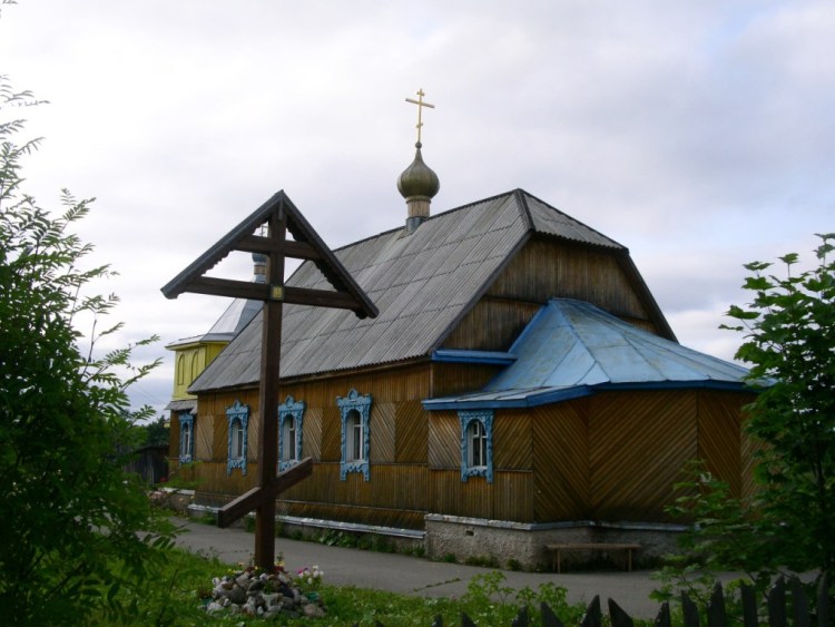Оленино. Церковь Новомучеников и исповедников Церкви Русской. фасады, вид с юго-востока
