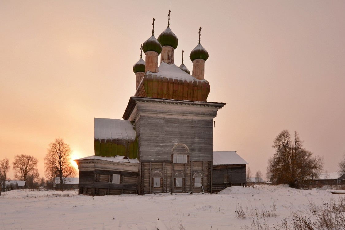 Шелоховская (Архангело). Церковь Михаила Архангела. фасады, Вид с севера
