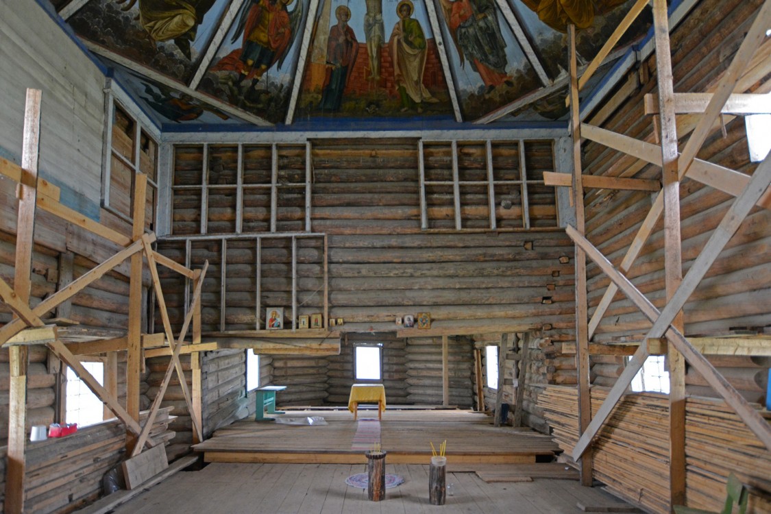 Церковь Михаила Архангела, Шелоховская (Архангело) (Каргопольский район, Архангельская область). интерьер и убранство, Восточная сторона основного объема