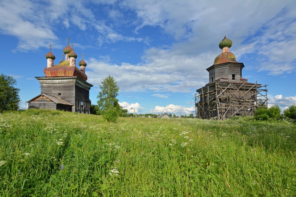 Шелоховская (Архангело). Храмовый комплекс. Церкви Михаила Архангела и Сретения Господня. общий вид в ландшафте, Общий вид с запада