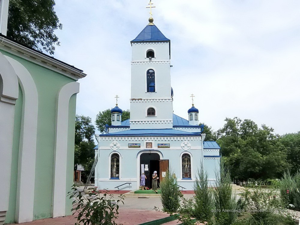 Ейск. Церковь Михаила Архангела. фасады