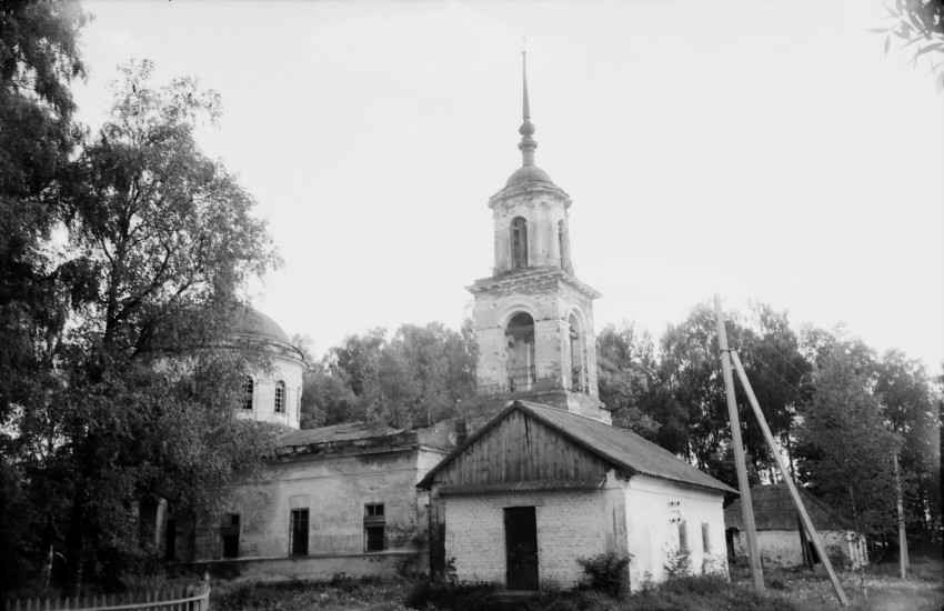 Лосево. Церковь Спаса Преображения. фасады