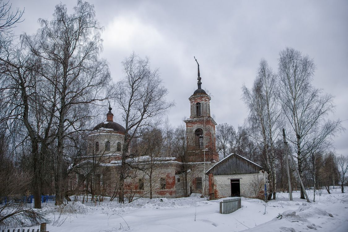 Лосево. Церковь Спаса Преображения. фасады