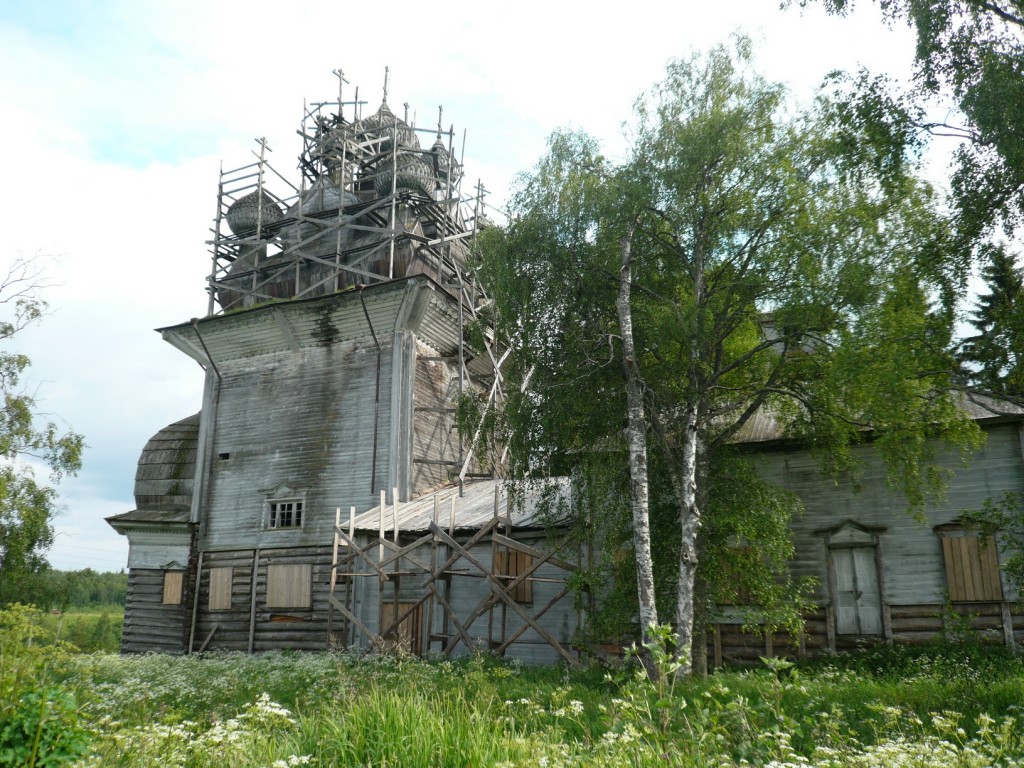 Бережная Дуброва. Церковь Рождества Пресвятой Богородицы. документальные фотографии