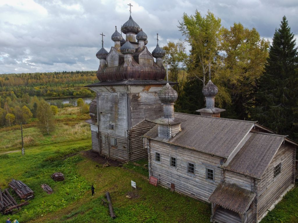Церковь Рождества Пресвятой Богородицы, Бережная Дуброва (Плесецкий район, Архангельская область). фасады