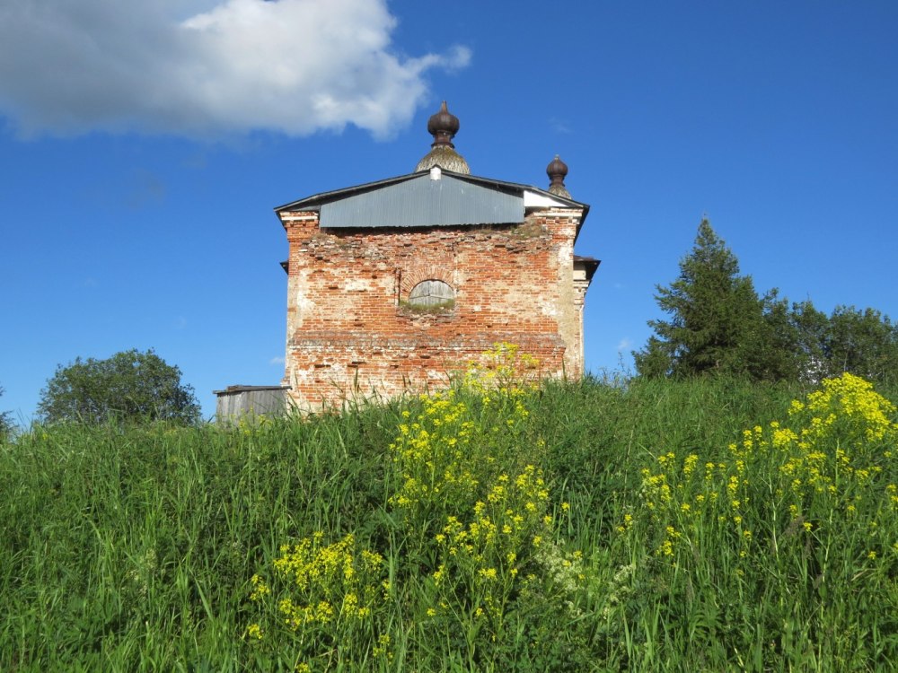 Церковь Троицы Живоначальной, Гора (Меландово) (Холмогорский район, Архангельская область). фасады