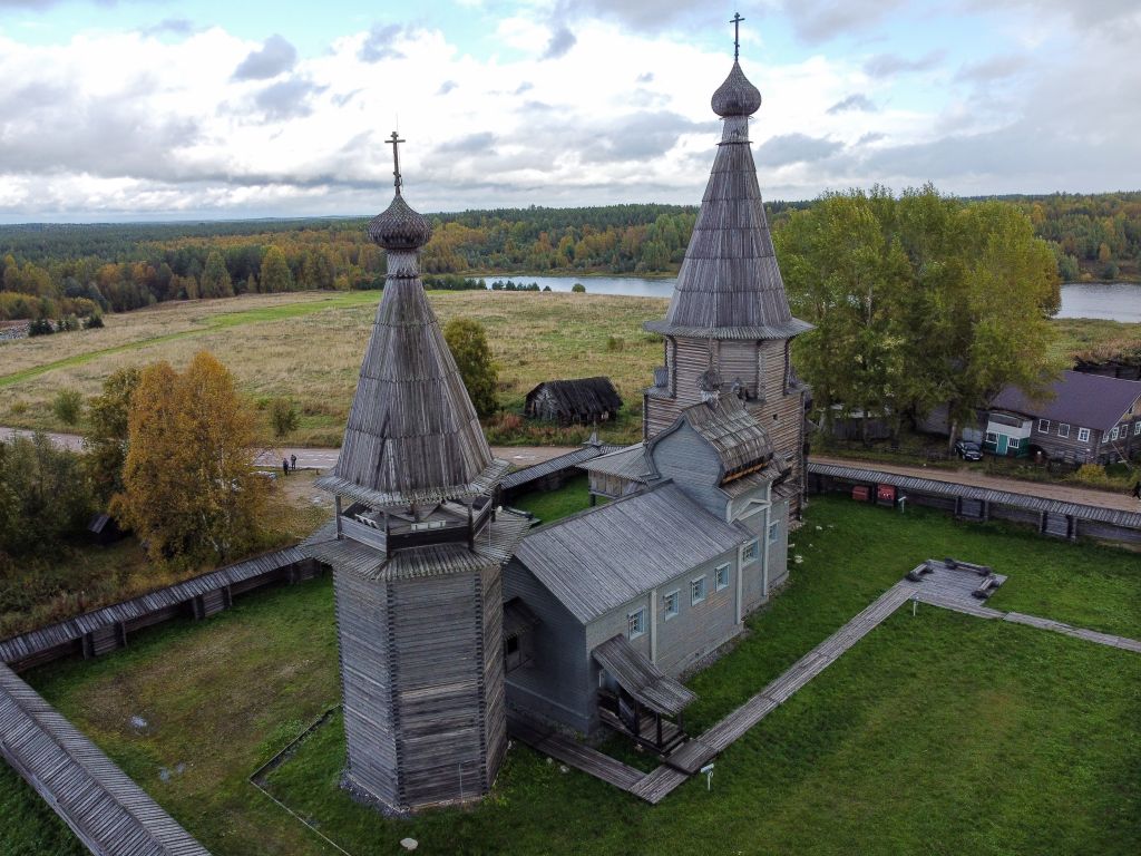 Ансамбль Почозерского погоста, Филипповская (Почозеро) (Плесецкий район, Архангельская область). фасады