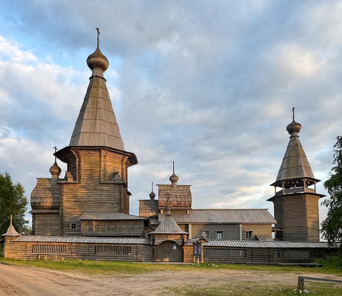 фасады. Ансамбль Почозерского погоста, Филипповская (Почозеро) (Плесецкий район и г. Мирный, Архангельская область)