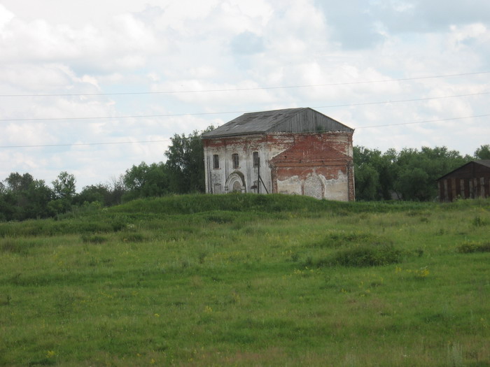 Воронцово. Церковь Покрова Пресвятой Богородицы в Болобанове. документальные фотографии