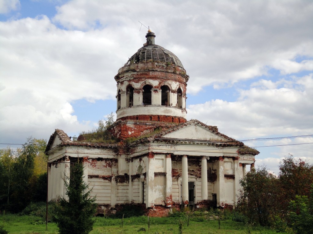 Юрьево. Церковь Воскресения Словущего. фасады
