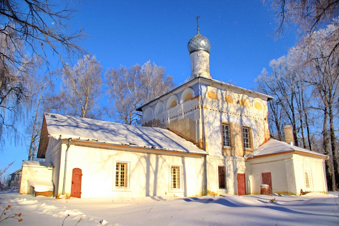 Погорелово. Церковь Покрова Пресвятой Богородицы. фасады