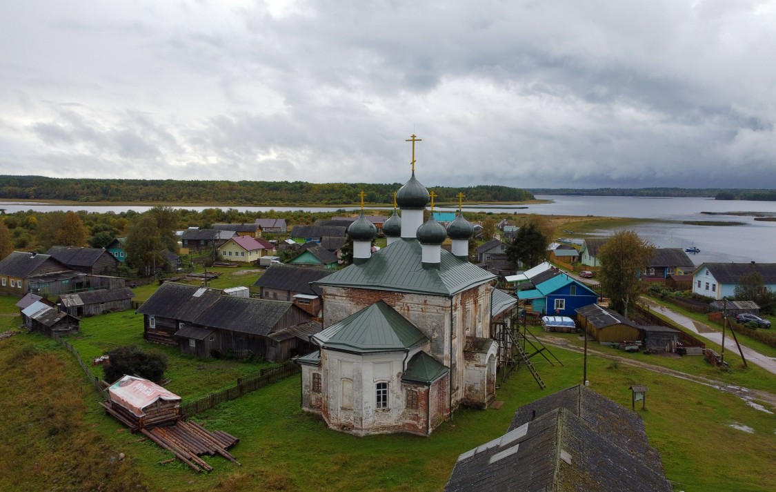 Церковь Успения Пресвятой Богородицы, Вершинино (Плесецкий район, Архангельская область). общий вид в ландшафте