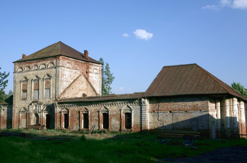 Юрьев-Польский. Церковь Вознесения Господня. фасады