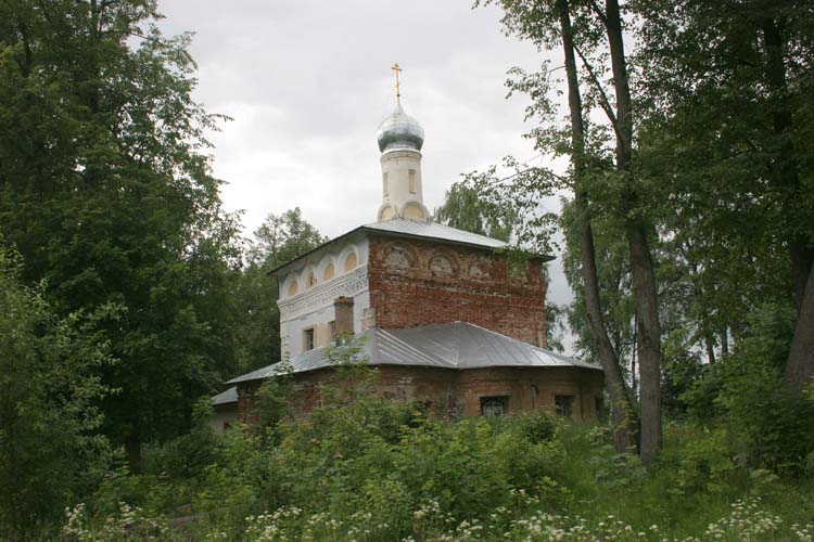 Церковь Покрова Пресвятой Богородицы, Погорелово (Ростовский район, Ярославская область). фасады