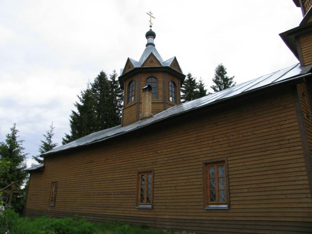 Церковь Успения Пресвятой Богородицы, Внуто (Хвойнинский район, Новгородская область). общий вид в ландшафте