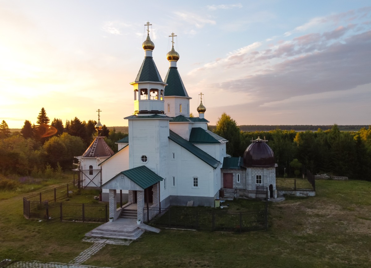 Антоново (Пянда). Церковь Троицы Живоначальной. фасады