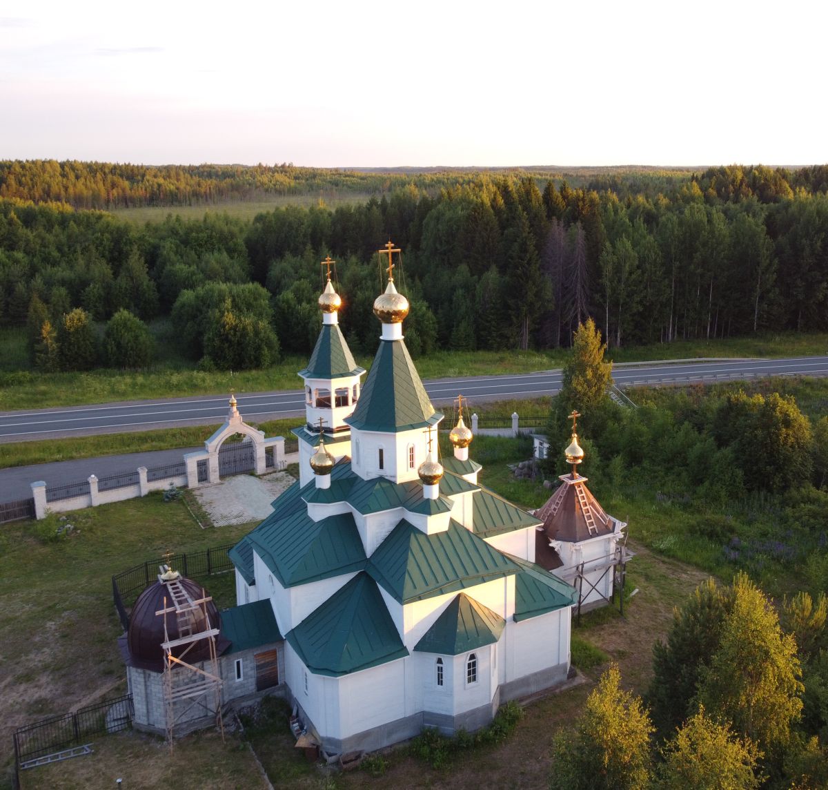 Церковь Троицы Живоначальной, Антоново (Пянда) (Виноградовский район, Архангельская область). фасады