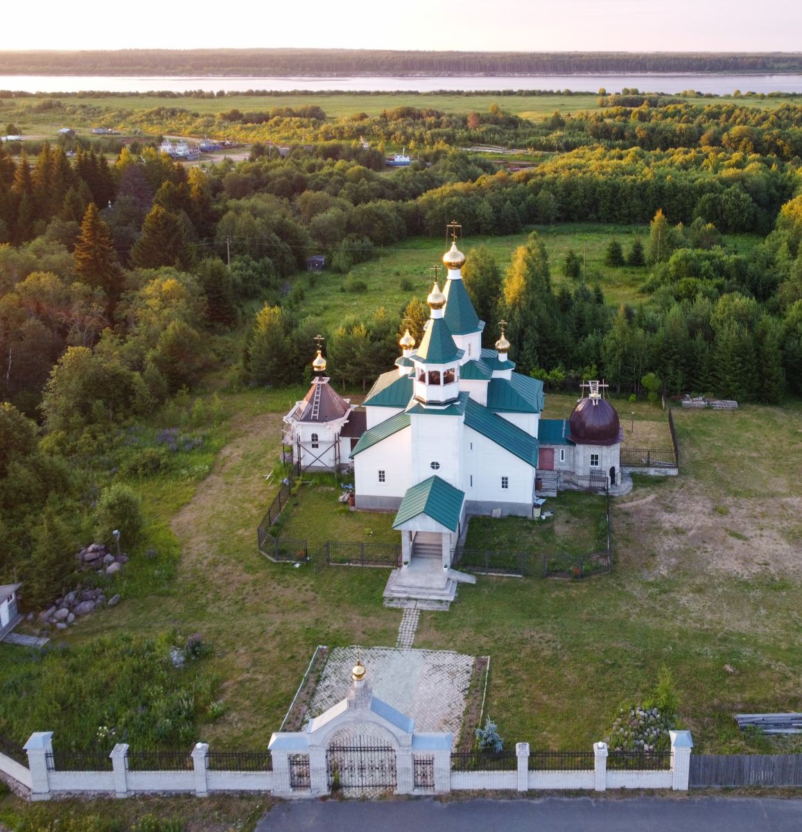 Церковь Троицы Живоначальной, Антоново (Пянда) (Виноградовский район, Архангельская область). фасады