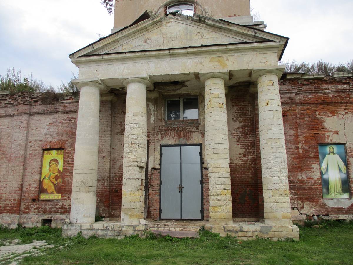 Церковь Богоявления Господня, Глебово (Старицкий район, Тверская область). архитектурные детали