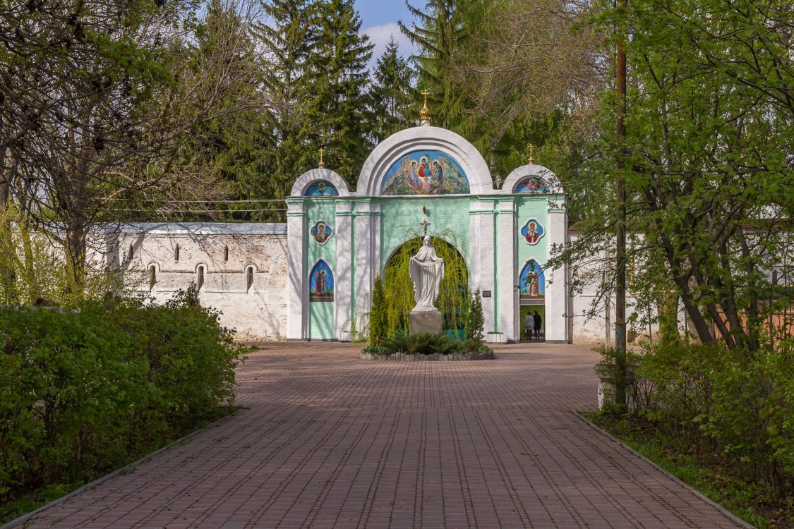 Лебедянь. Троицкий монастырь. фасады