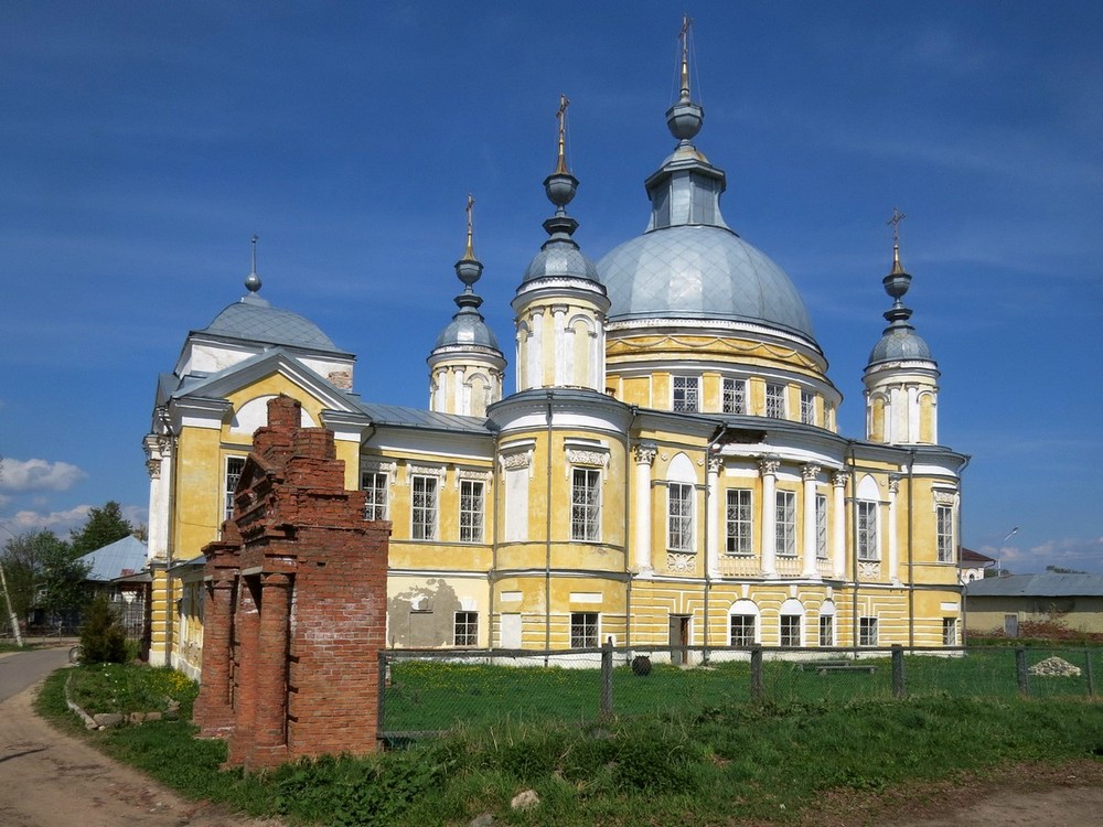 Собор Воскресения Христова (Николая Чудотворца), Устье (Усть-Кубинский район, Вологодская область). фасады