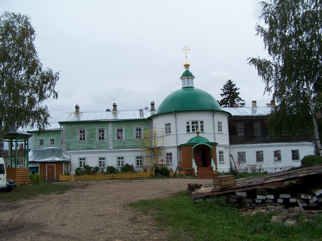 Горицы. Воскресенский Горицкий монастырь. Церковь Покрова Пресвятой Богородицы. фасады